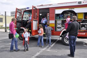 Stretnutie detí s hasičmi a záchranármi - MDD 2014